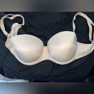 Nude push up bra with removable straps